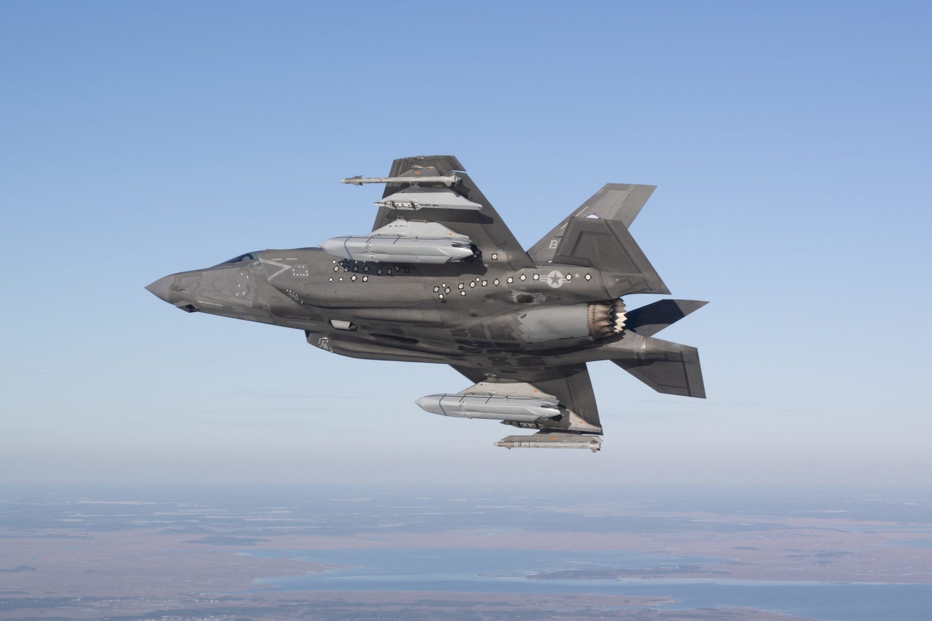 US Army F-35 in the air